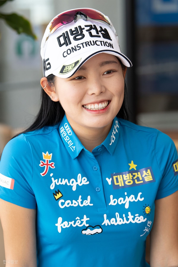 KLPGA 신인 현세린이 20일 경기 화성시 한 카페에서 본보와 인터뷰하고 있다. 정준희 인턴기자