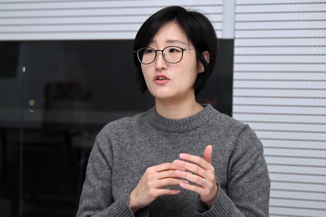 "건축할 때보다 수입 3배" 육아 우울증, 유튜브로 반전 만들었다 - 뉴스 썸네일 이미지