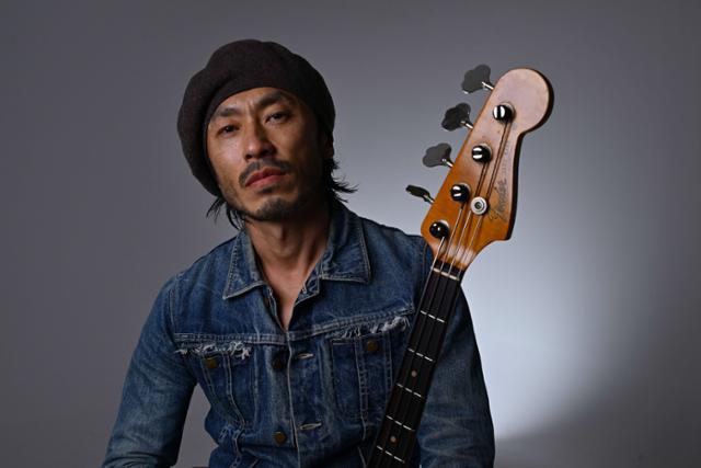 "레니 크래비츠 밴드 오디션 제의, 처음엔 스팸인 줄 알았죠" - 뉴스 썸네일 이미지