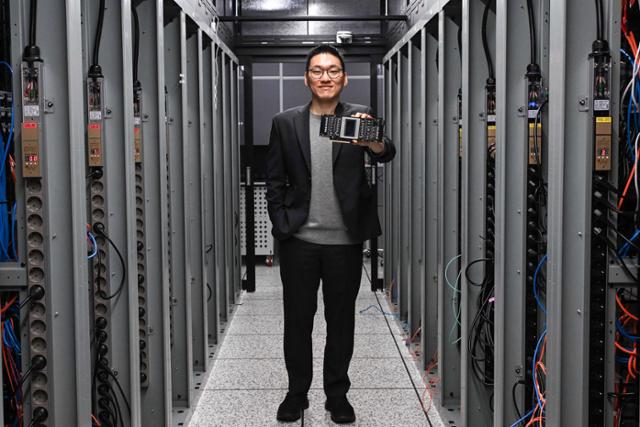 "엔비디아 생태계 종속 안 돼" AI 반도체 '독립운동' 하는 스타트업 리벨... - 뉴스 썸네일 이미지