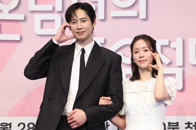 같은 소속사 배우들 대거 캐스팅... 전략인가, 기회 독점인가 - 뉴스 썸네일 이미지