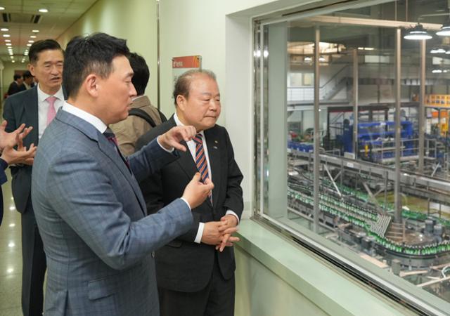 중동전쟁 위기에...부산상의, 지역 기업 애로 해결 위해 '분주' - 뉴스 썸네일 이미지