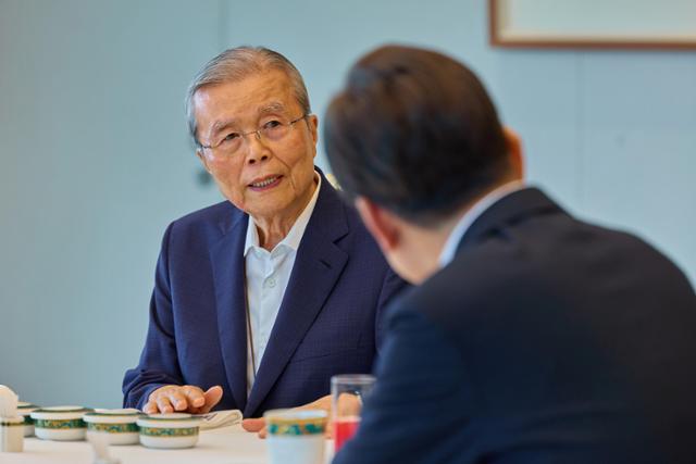 한국일보 보도 관련 이미지