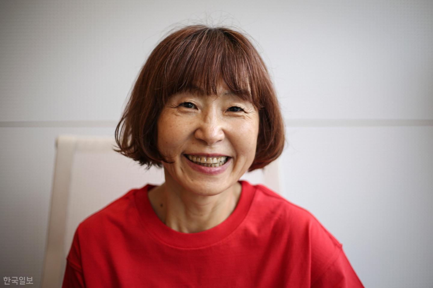 달리 흘러온 자매의 기억이 만났을 때... 은희경이 찾은 '시간의 감촉' - 뉴스 썸네일 이미지