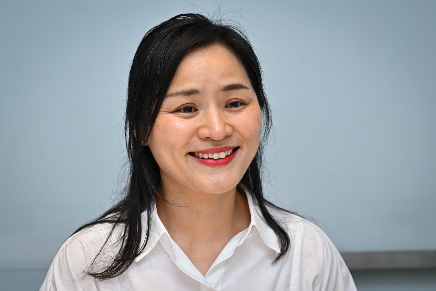 눈 감으니 잡음이 된 해녀의 가쁜 숨소리... 국내 1호 음성해설 작가의 ... - 뉴스 썸네일 이미지