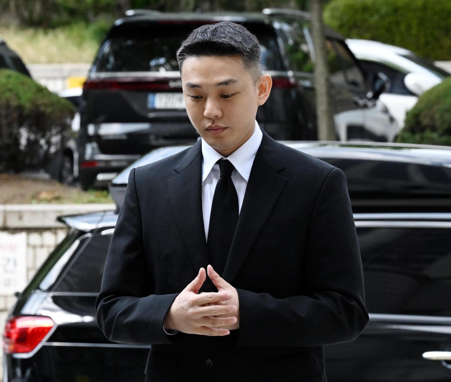 '호프' 시사회부터 갤럭시 이적설까지... 유아인의 복귀 움직임 - 뉴스 썸네일 이미지