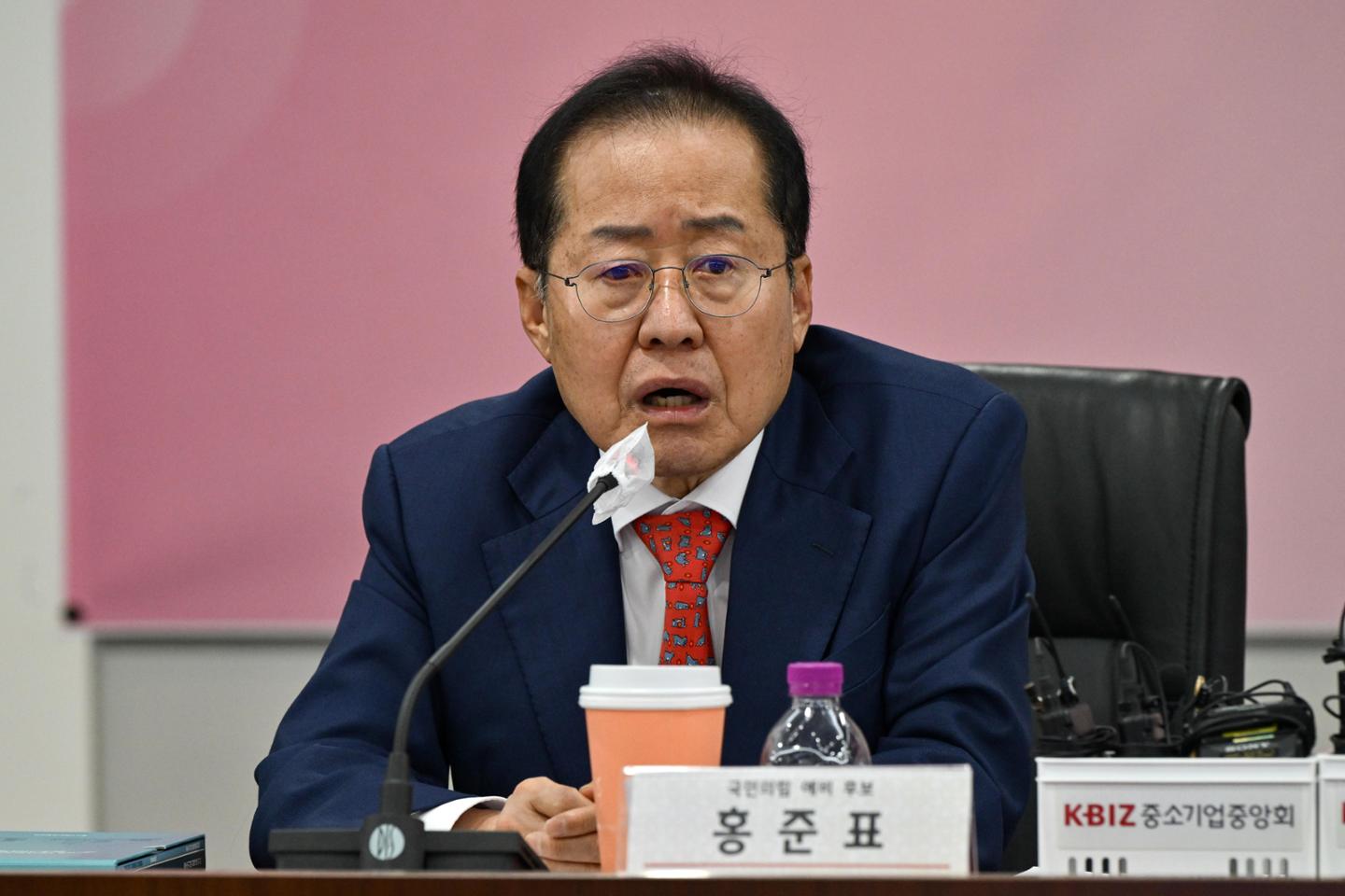 홍준표 "술집 마담 정치 하나… 이재명 지지율 20%대 추락할 수도"