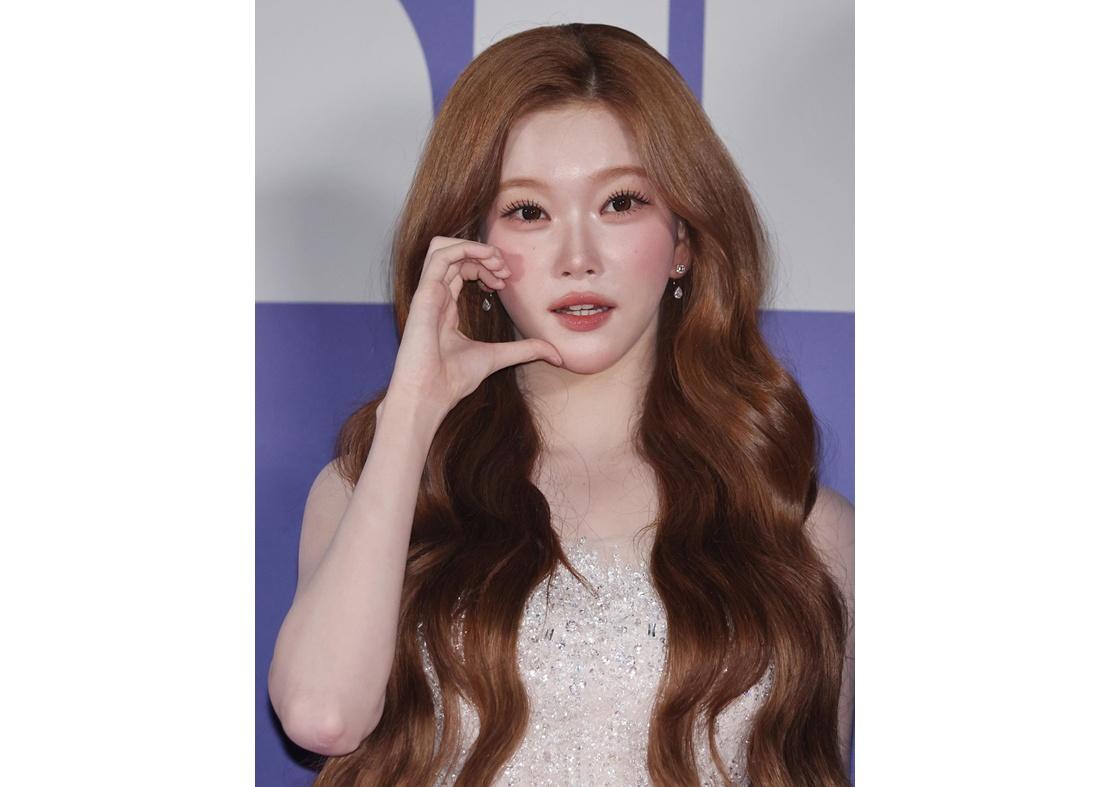 츠키, 건강 문제로 스케줄 불참... "충분한 휴식과 회복에 집중" - 뉴스 썸네일 이미지