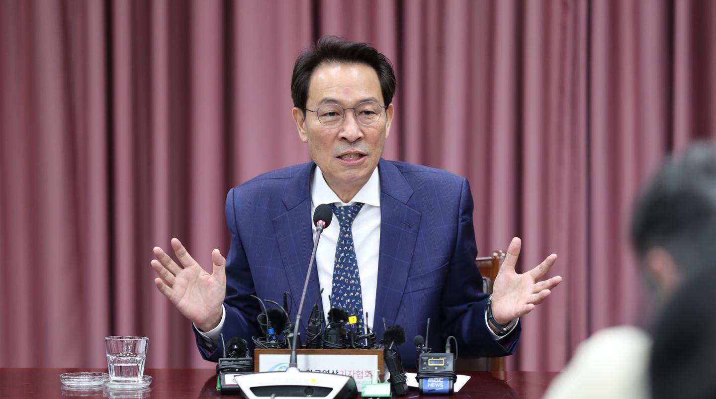 전문성·보은 논란... 우상호 인사, 검증 문턱 넘을까 - 뉴스 썸네일 이미지