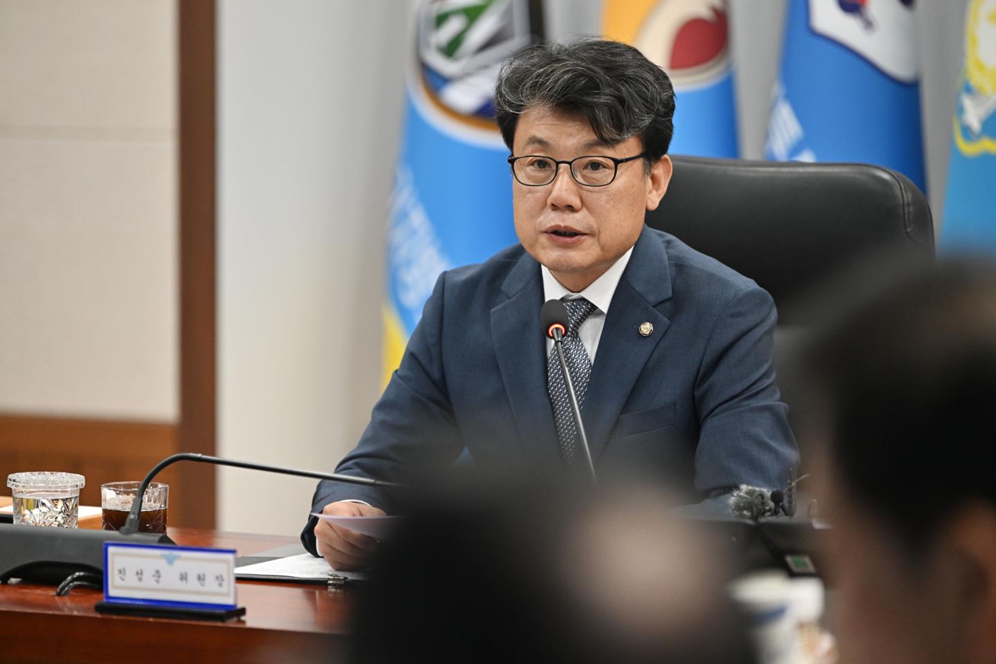 Jin Seong-joon Secures US Visa for Hawaii Visit After Reversal