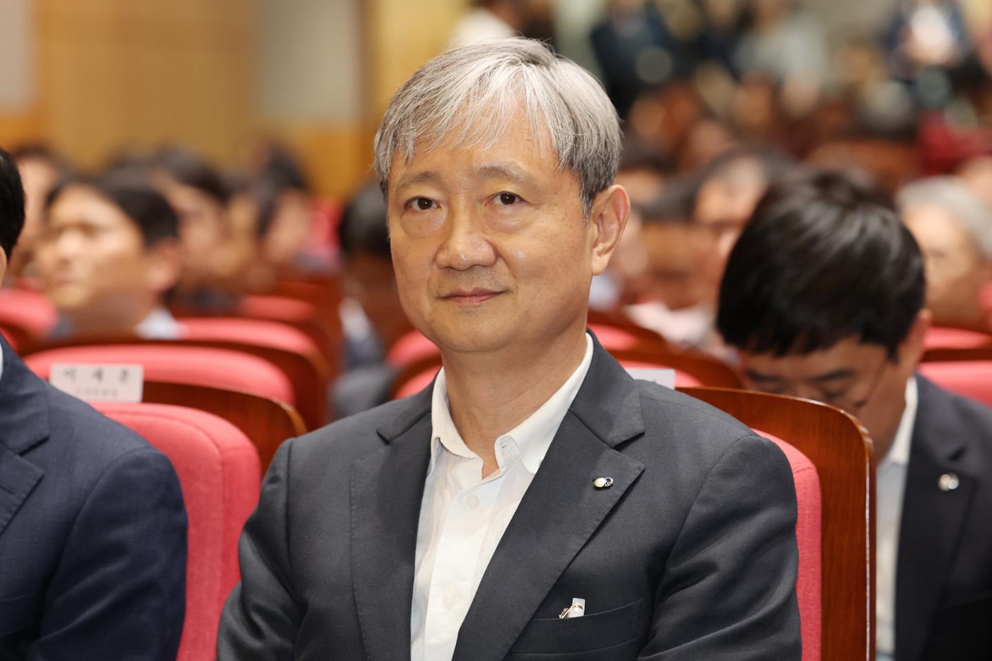 이찬진 금감원장, 금융범죄 ‘강력 칼날’… 코스피 5000 목표 위한 ‘시장 질서 확립’에 총력