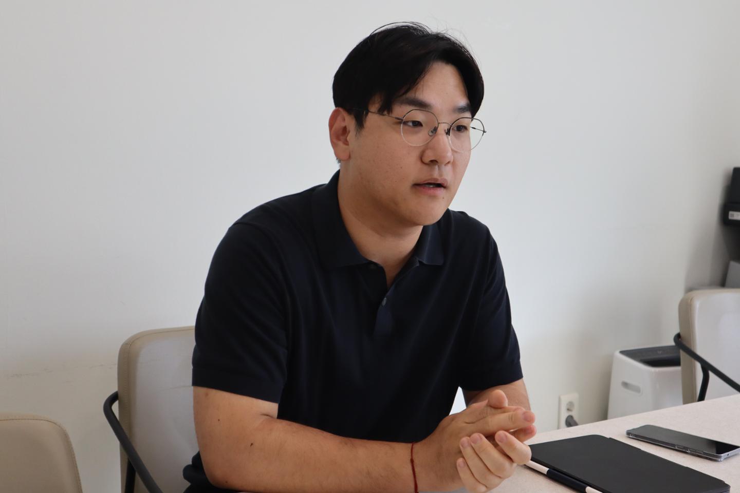 [스타트업 리포트]"불법 빼고 다해준다" 사람 살린 AI 비서 '똑비' 만든... - 뉴스 썸네일 이미지