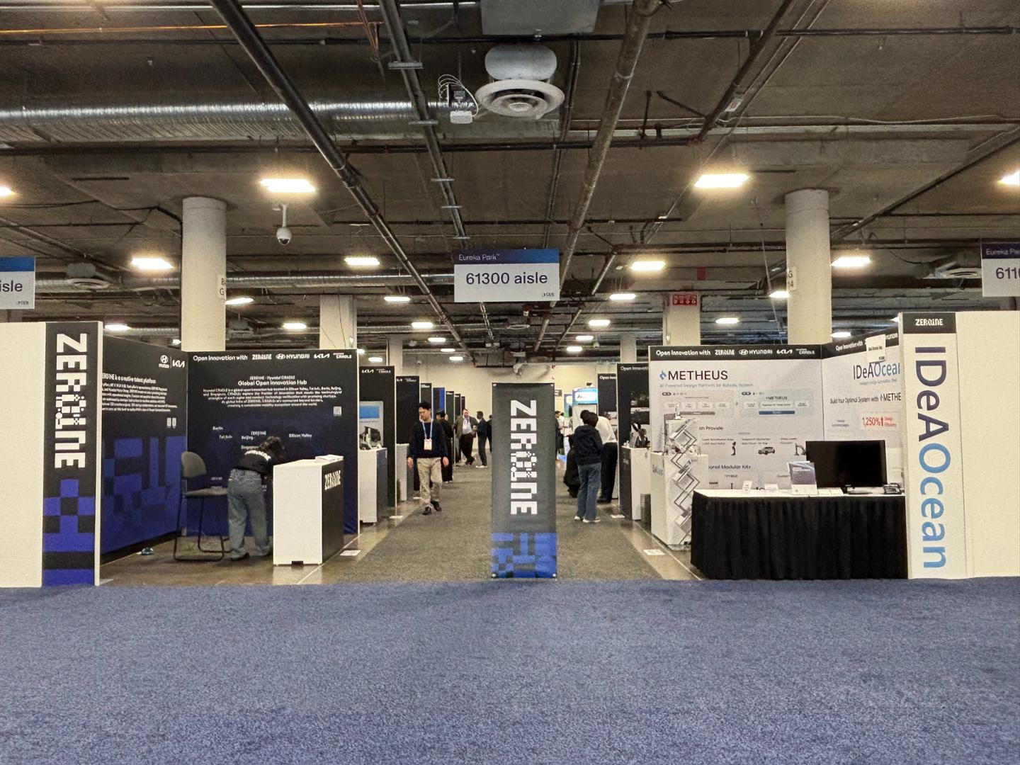 [현장]로봇 무선 충전·차량용 태양광...CES 데뷔 스타트업, 현대차그룹... - 뉴스 썸네일 이미지