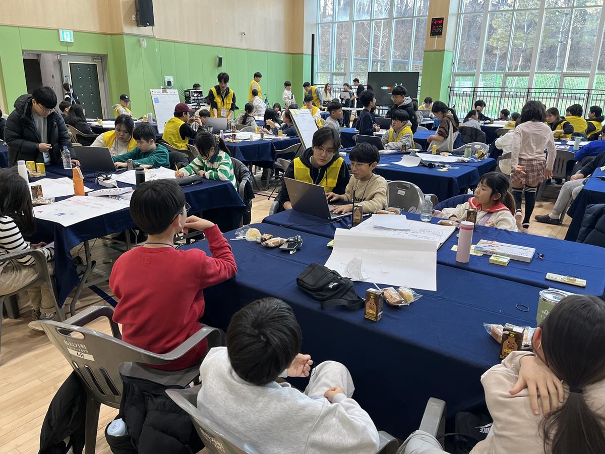 게임 말고 공부? 남서울대 AI 체험, 초등생·학부모 호응 - 뉴스 썸네일 이미지