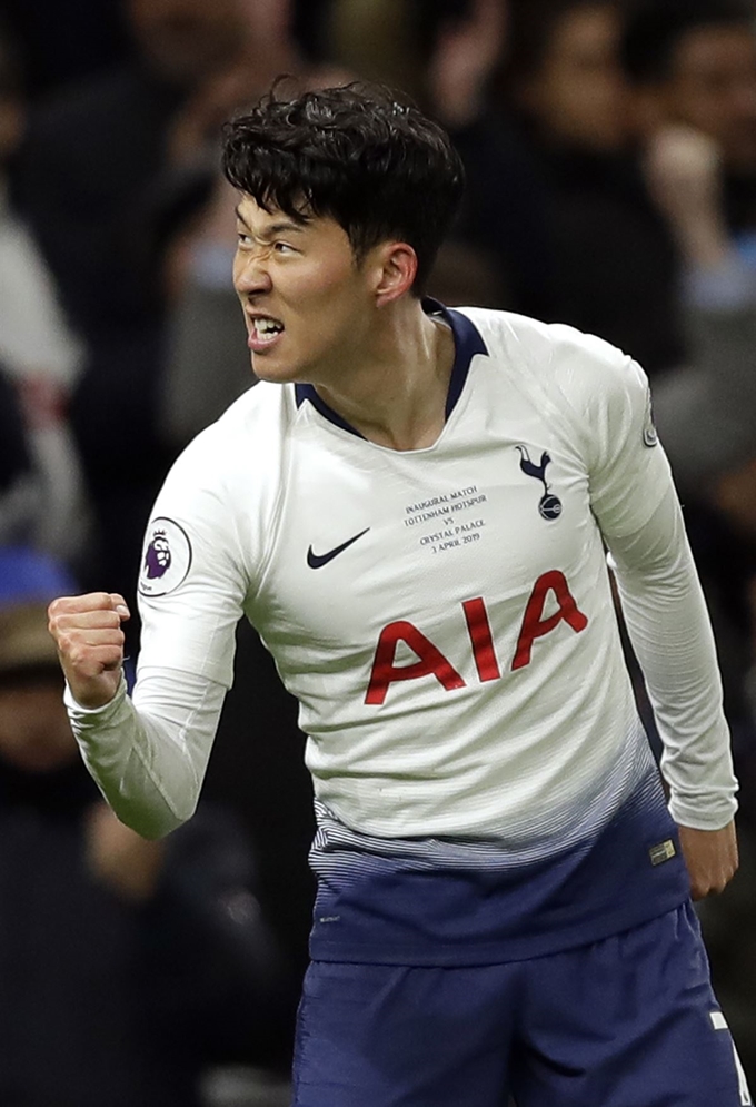 내가 가는 길이 곧 역사… 손흥민, 토트넘 새 구장 1호골