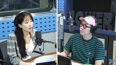 ‘철파엠’ 주시은 아나운서가 트와이스 다현 닮은 꼴로 등극했다.SBS 라디오 방송캡처