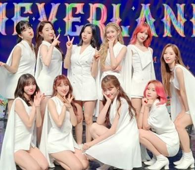 우주소녀가 청취자들과 소통했다. 우주소녀 공식 SNS