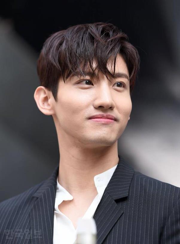 동방신기 최강창민이 오는 9월 결혼한다. 한국일보 자료사진