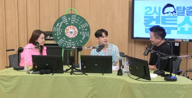 강균성(가운데) 백지영이 SBS 파워FM '두시탈출 컬투쇼'에서 이별에 대해 이야기했다. 보이는 라디오 캡처