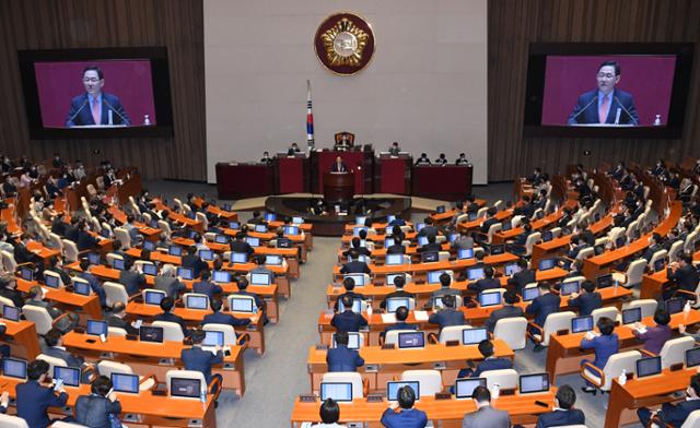 주호영 미래통합당 원내대표가 21일 국회 본회의에서 교섭단체 대표연설하고 있다. 배우한 기자