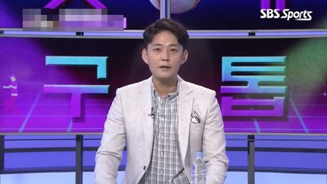 정우영(사진) SBS Sports 아나운서가 안경현 해설위원의 문제가 된 발언에 웃은 것에 대해 사과했다. 정우영 SNS 제공, SBS 스포츠 화면 캡처