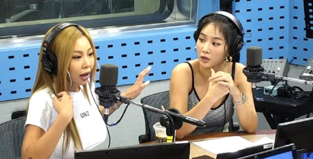 제시(왼쪽) 소유가 SBS 파워FM '최화정의 파워타임'에서 청취자와 소통했다. 보이는 라디오 캡처