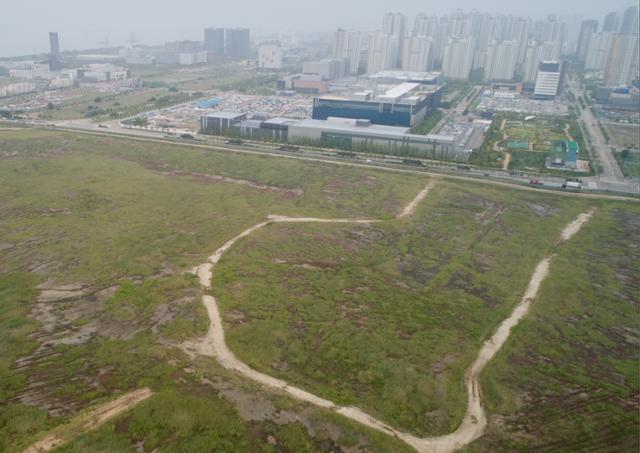 인하대가 송도사이언스파크캠퍼스 건립 부지를 송도국제도시 5ㆍ7공구에서 송도 11공구로 변경하는 조건으로 인천경제자유겨억청으로부터 받기로 한 수익용 용지 전경. 인하대 제공