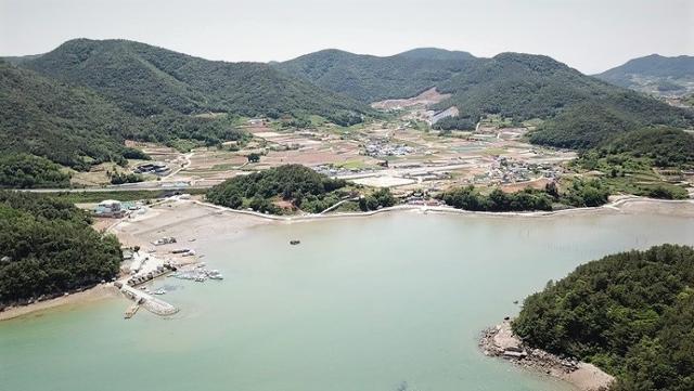 전남 여수시가 내년도 어촌뉴딜사업을 추진 중인 화양면 안정항.