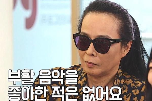 '밥은 먹고 다니냐' 김태원이 출연한다. SBS플러스 제공