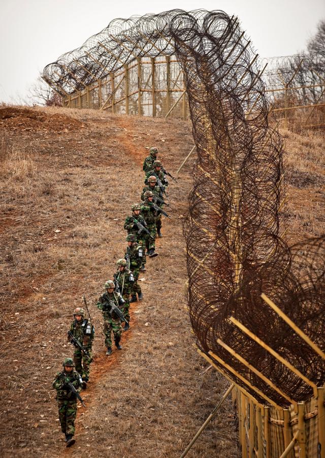 박종우 사진전 '비무장지대 DMZ'. 고은문화재단 제공