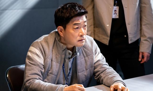 '모범형사' 손현주의 진정성 연기가 호평 받고 있다. 블러썸스토리, JTBC스튜디오 제공