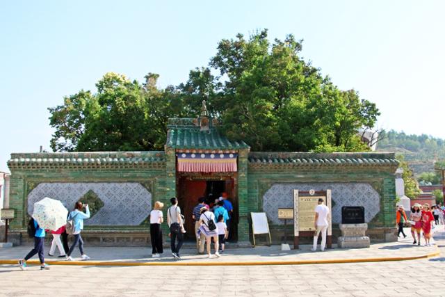 1717년 7세 달라이라마의 장수를 기원해 건축한 기수전. ⓒ최종명