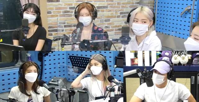 ITZY가 SBS 파워FM '이준의 영스트리트'에서 식습관에 대해 이야기했다. 보이는 라디오 캡처