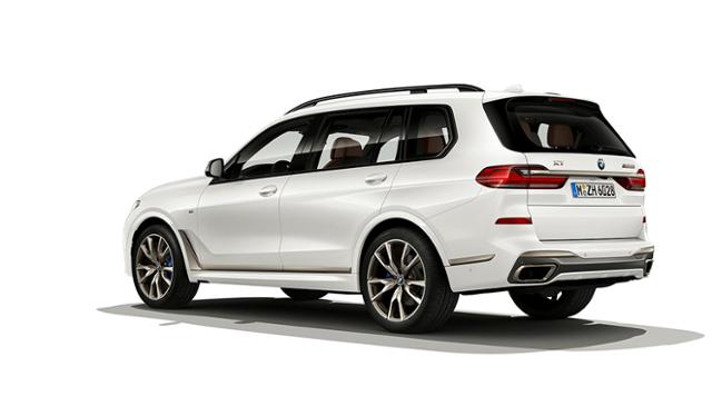 BMW X7 M50i