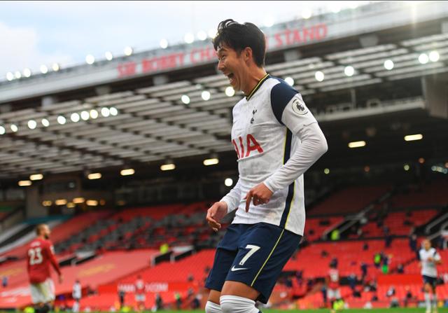 ì›¨ì¸ ë£¨ë‹ˆì˜ ê·¹ì°¬ ì§í›„ ì†í¥ë¯¼ì€ ë§¨ìœ ì— ì••ìŠ¹ ê±°ë'€ë‹¤ ì›¨ì¸ ë£¨ë‹ˆì˜ ê·¹ì°¬ ì§í›„ ì†í¥ë¯¼ì€ ë§¨ìœ ì— ì••ìŠ¹ ê±°ë'€ë‹¤