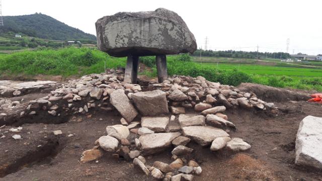 전북 '고창 부곡리 고인돌'. 고창군 제공