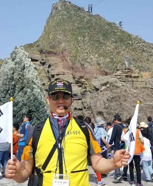 신용섭 수성구독도사랑회 회장. 그는 "'독도사랑장학회'를 만들어서 형편이 좋지 않은 학생들을 돕고 싶고, 수성구에 독도 박물관도 하나 유치했으면 좋겠다"고 말했다. 함장마을독도사랑회 제공