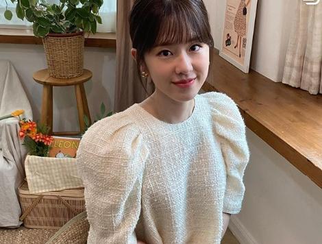 박혜수에 대한 관심이 뜨겁다. 박혜수 SNS