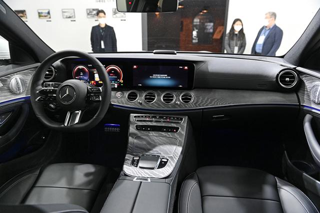 시승기] 보다 만족스러운 진보, 메르세데스-벤츠 뉴 E 350·E 220D 4Matic Amg 라인