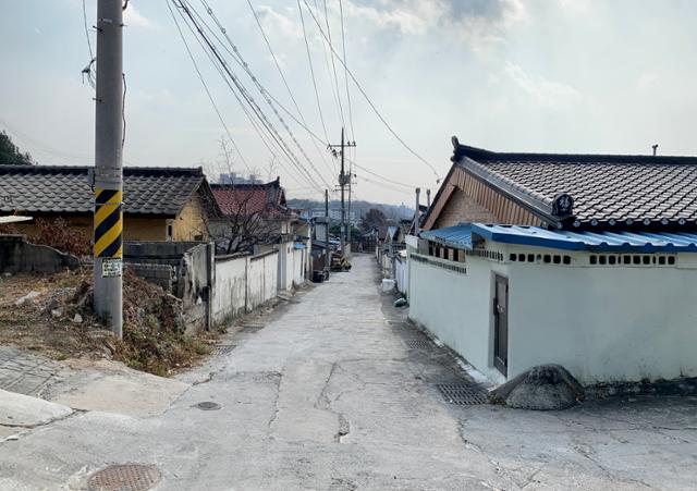 영주시 재건의길 재건주택. 1961년 영주 대홍수 이재민들을 이주시키며 조성됐다. 김시덕 제공