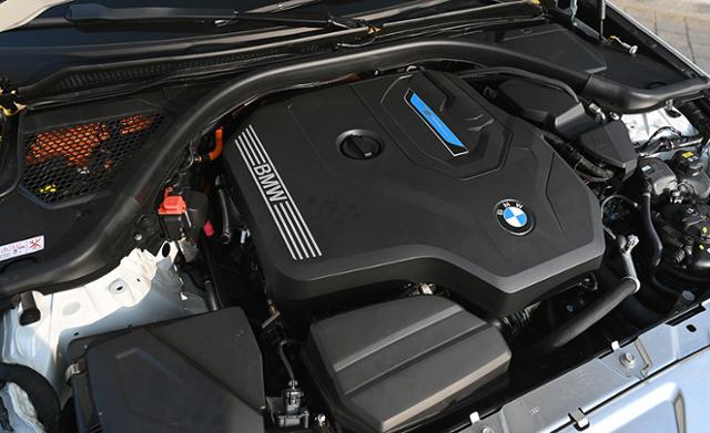 BMW 330e M 스포츠 패키지 시승기