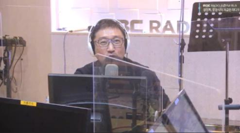 김승진이 MBC 표준FM '정선희, 문천식의 지금은 라디오 시대'에서 과거를 회상했다. 보이는 라디오 캡처