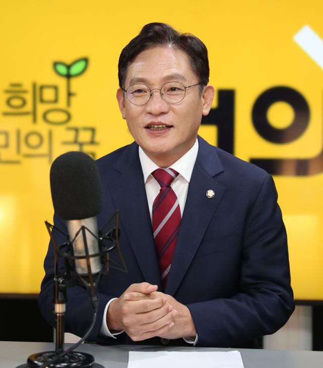 정의당 당대표 선거 결선에 진출한 배진교 의원의 모습. 국회사진기자단