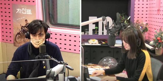 차인표(왼쪽)가 SBS 파워FM '박하선의 씨네타운'에서 청취자들과 소통했다. 보이는 라디오 캡처