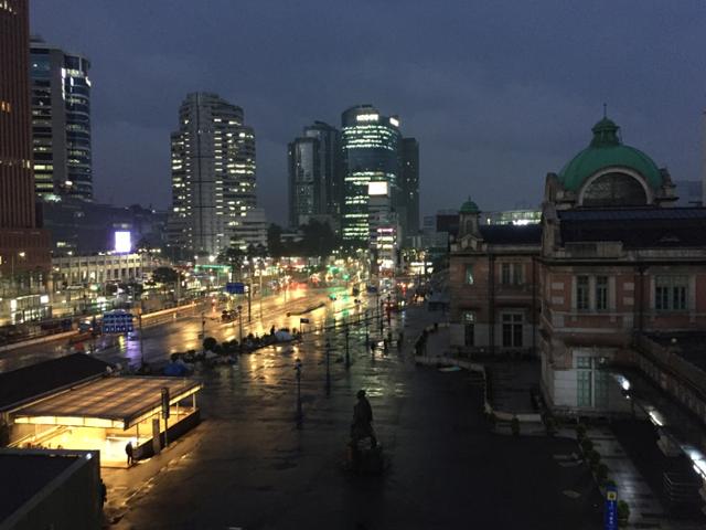 정밀아가 찍은 서울역 광장 풍경. 금반지레코드 제공