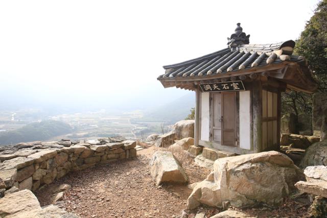 동천석실은 선계에서 부용동을 조망하듯 경치가 일품이다. ⓒ박준규