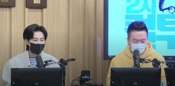 유노윤호가 '컬투쇼'에 출연했다. SBS 보이는 라디오 캡쳐