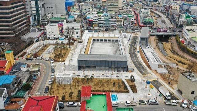 전남 순천시 중앙로 '남문터 광장'