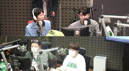 홍진경과 그리가 KBS 쿨FM '윤정수 남창희의 미스터라디오'에서 입담을 뽐냈다. 보이는 라디오 캡처