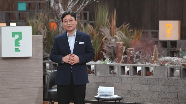 '차이나는 클라스' 하준경 교수가 출연한다.JTBC 제공